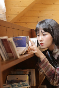 张悠雨爱人体